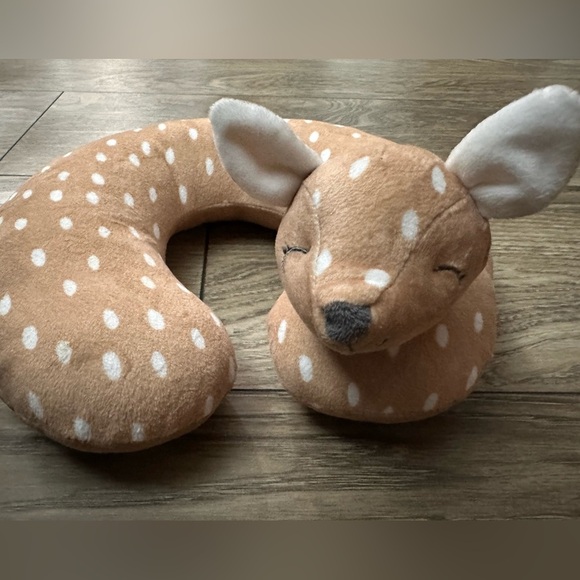 π¦Hudson Baby Travel Neck Support Pillow - Fawnπ¦π¦π¦ - Picture 2 of 9